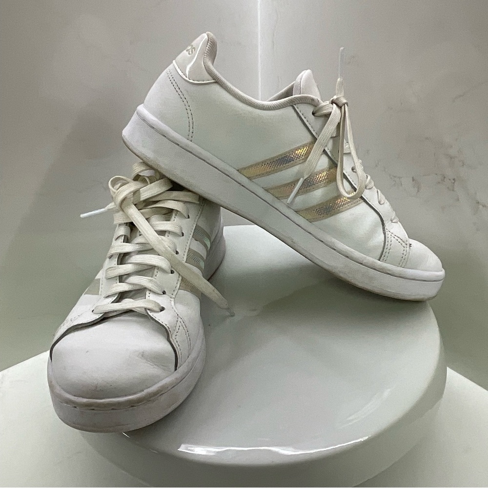 Adidas Grand Court Womens Tennis Sneakers Size 8 White  (FW3734)